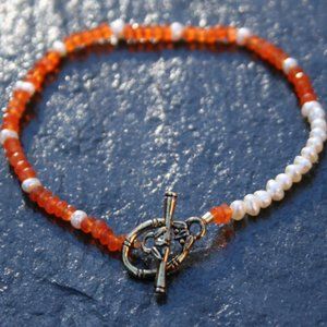 Carnelian and Pearl Bracelet
